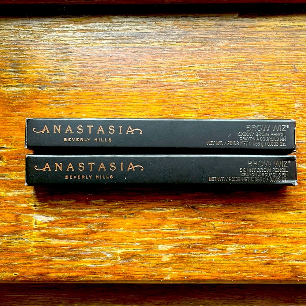 Anastasia Beverly Hills Brow Wiz Pencil Strawburn x 2